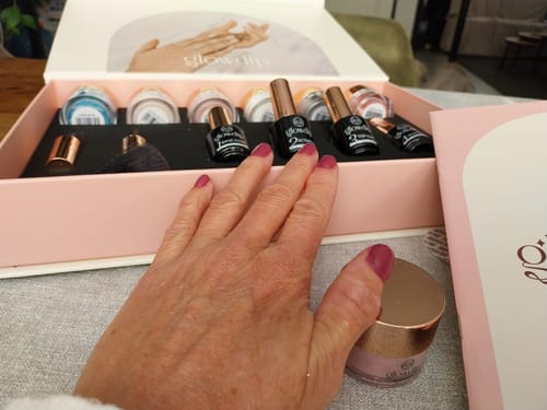Customer photo review of Glowdip Alles-in-één Manicure Set