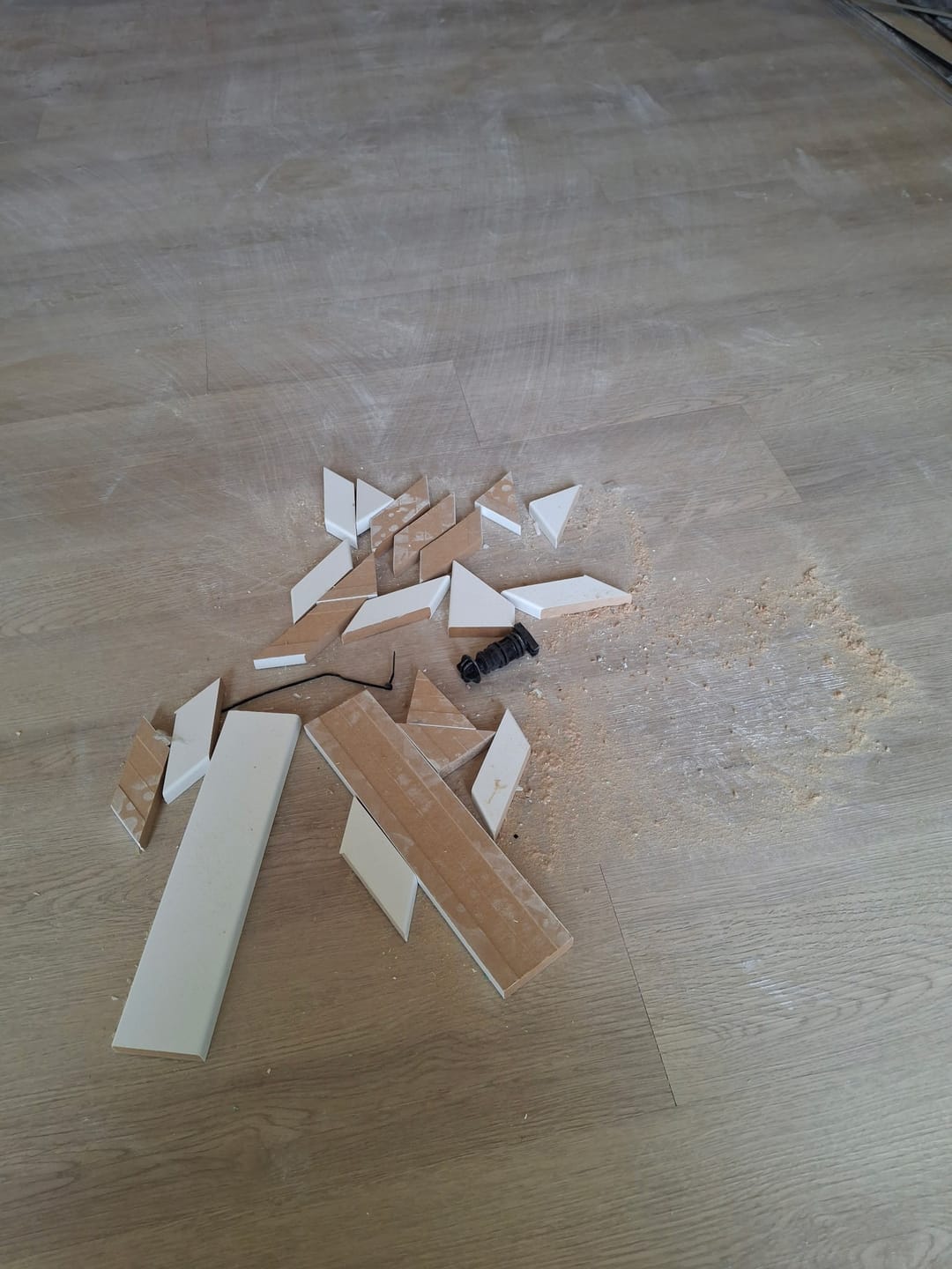 Customer photo review of Ridgid 12" Sliding Miter Saw Dust Collection Chute (R4222)