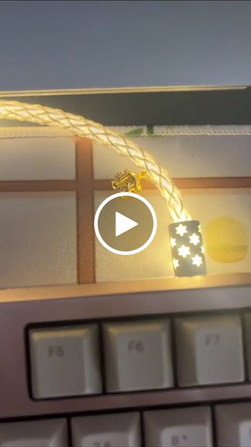 Customer video review of UNKNOWN ERROR 8KHZ HE GAMING KEYBOARD CABLE-DREAM LAND