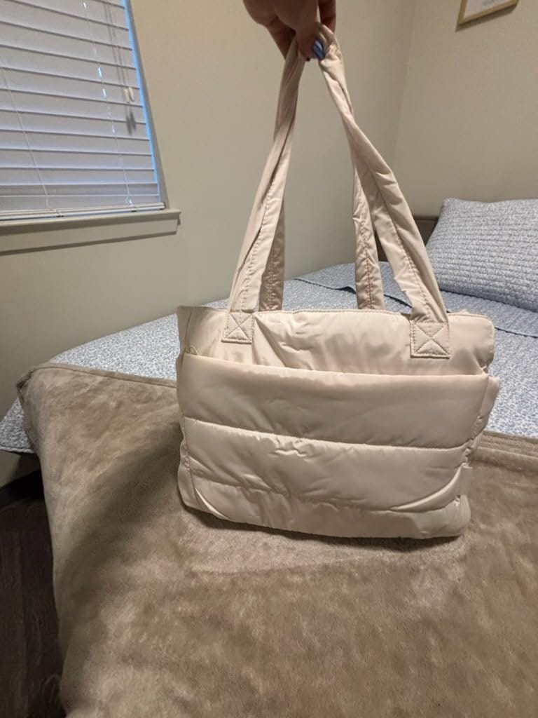 Customer photo review of The Bubble 20L Puffy 15.6" Laptop Work Tote