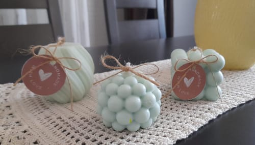 Customer photo review of Colorante líquido para velas VERDE ESMERALDA