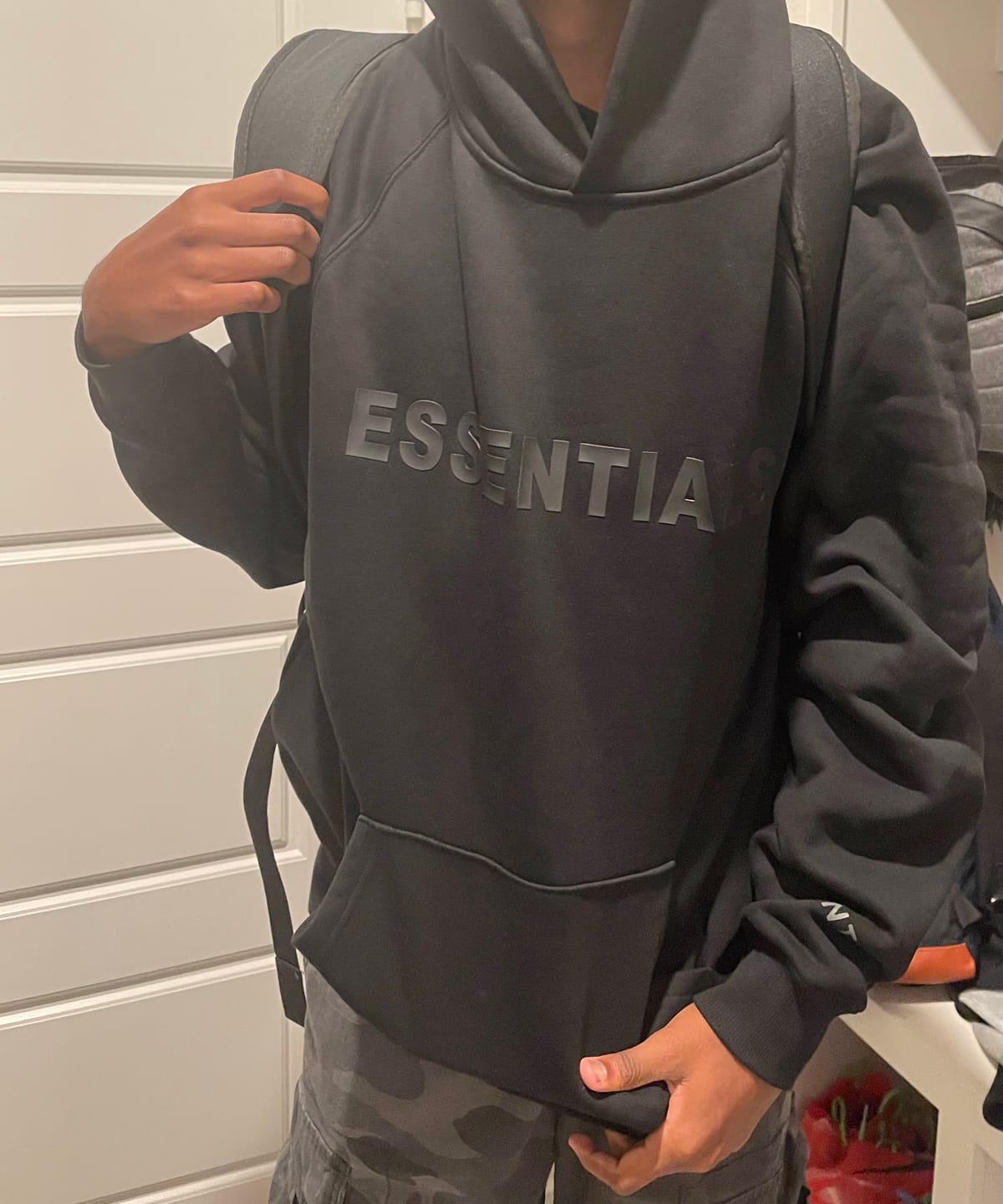 Customer photo review of NEW! Stylish 3:3 Essentials Hooded Sweatshirt 3:3 3SS3NTIALS HOODIE (Black)