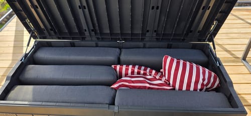 Customer photo review of Darwin Deck Box 570 L