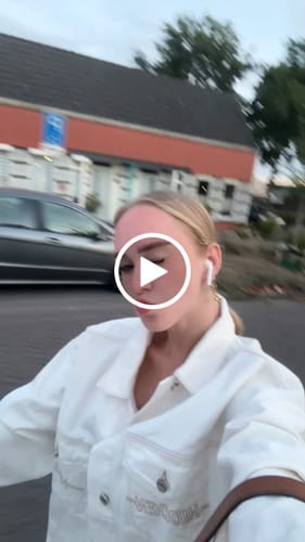 Customer video review of LOGO STITCH JEANS OFF WHITE