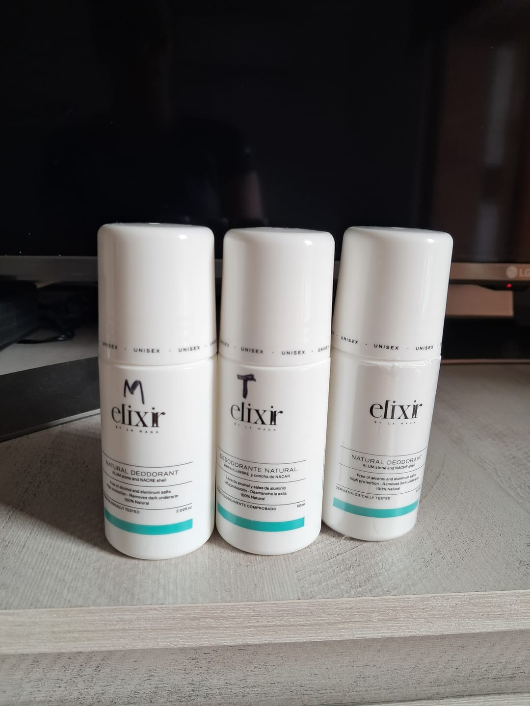 Customer photo review of Desodorante Natural Unisex