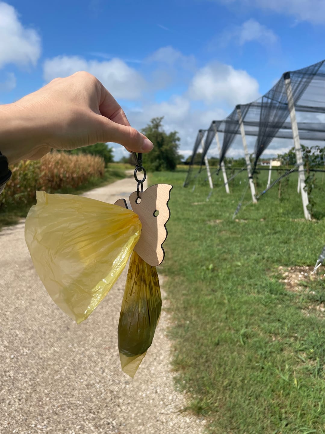 Customer photo review of Merdolo,  trasporta per te i sacchetti di cacca