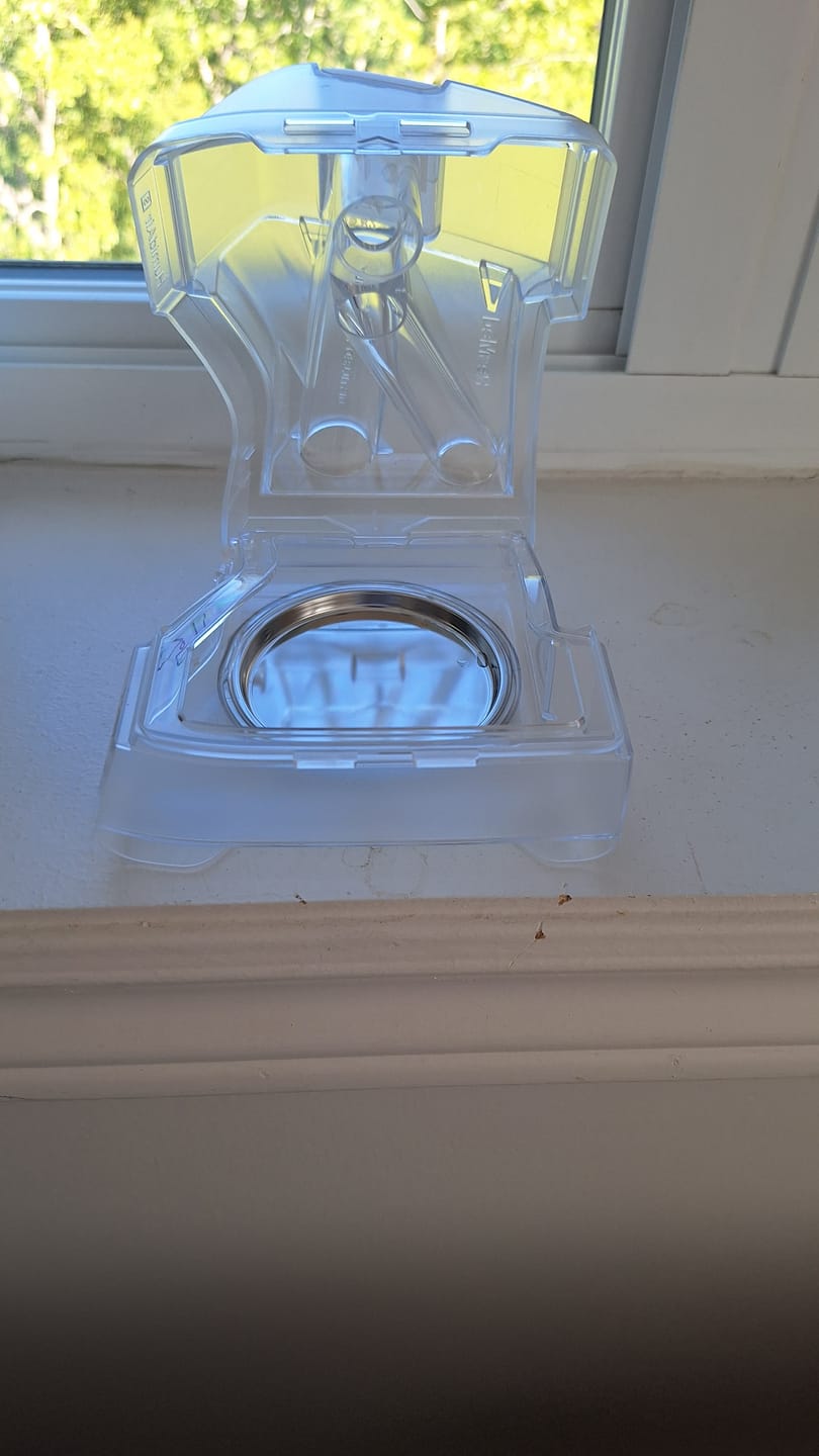 Customer photo review of HumidAir™ Standard Tub for AirSense™ 10 and AirCurve™ 10
