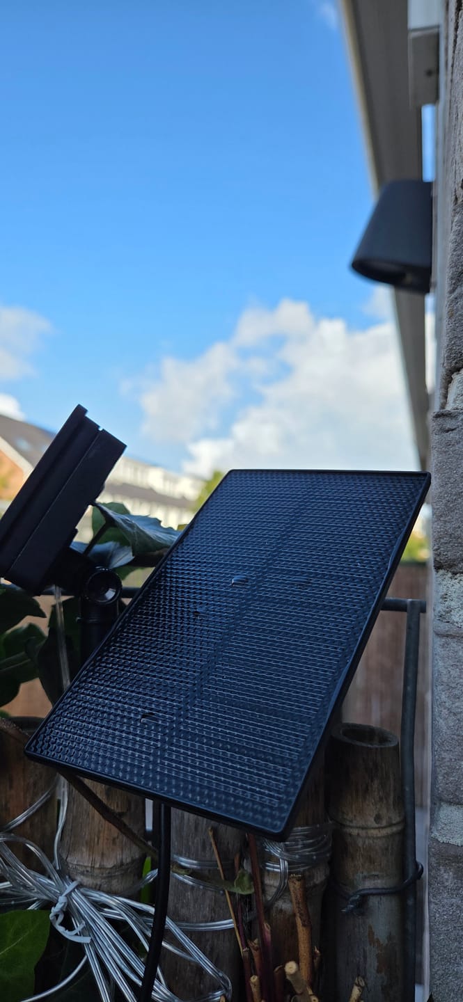 Customer photo review of Protectly® Zonnepaneel Beveiligingscamera's 1,5W