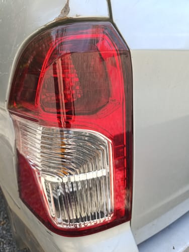Customer photo review of Foco Trasero Izquierdo Ssanyong New Actyon 12-16 Alternativo 8360132500