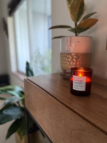 Customer photo review of Georgia Leaves Candle by Eryn Carroll