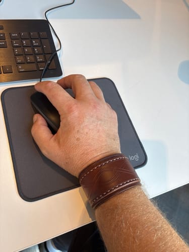 Customer photo review of Armband i äkta läder
