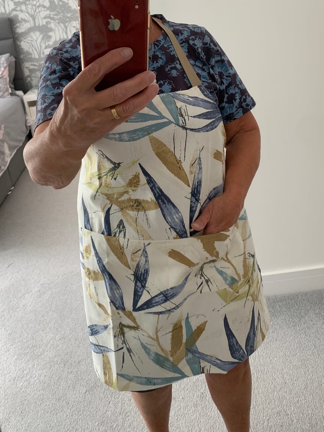 Customer photo review of Large Leaves Cotton Canvas Fabric