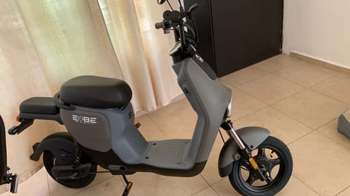Customer photo review of Bicicleta Electrica Scooter 55km/h 3 Velocidades 12v Luz Led