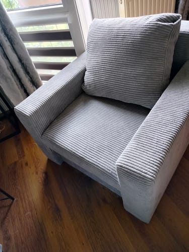 Customer photo review of Fotel NEO BP sztruks