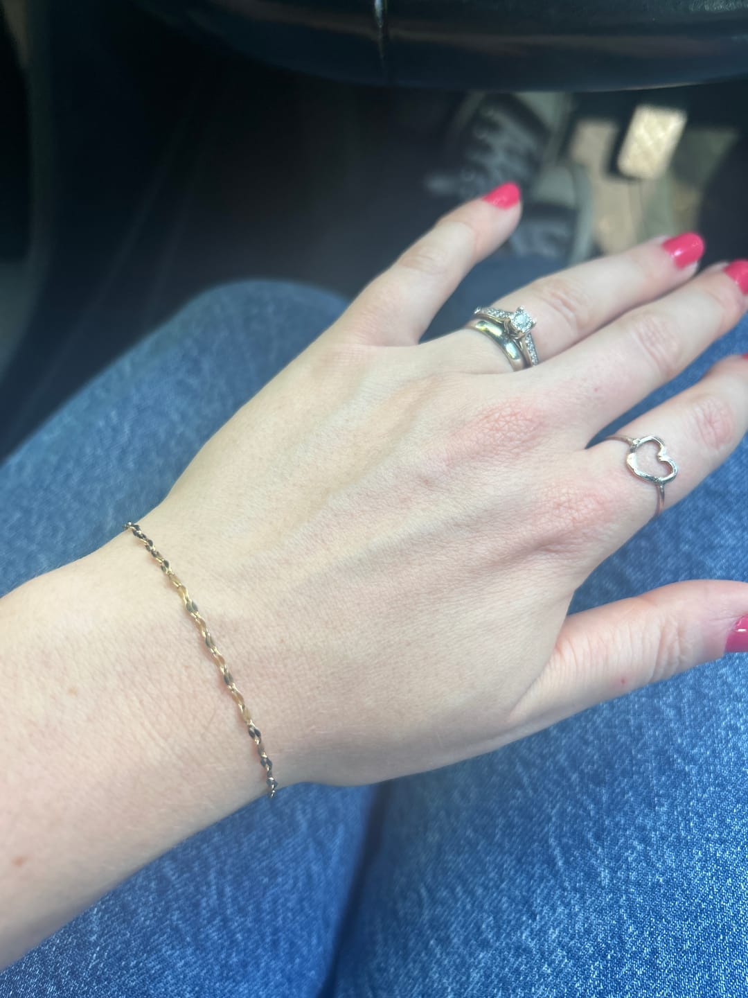 Customer photo review of Single Dainty Bracelet