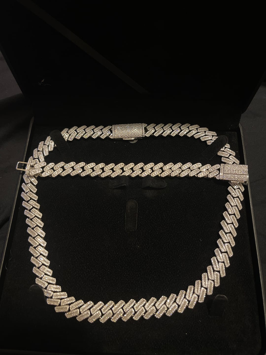 Customer photo review of Men's 13mm Iced Out Moissanite Cuban Chain | Hip Hop Jewelry Necklace