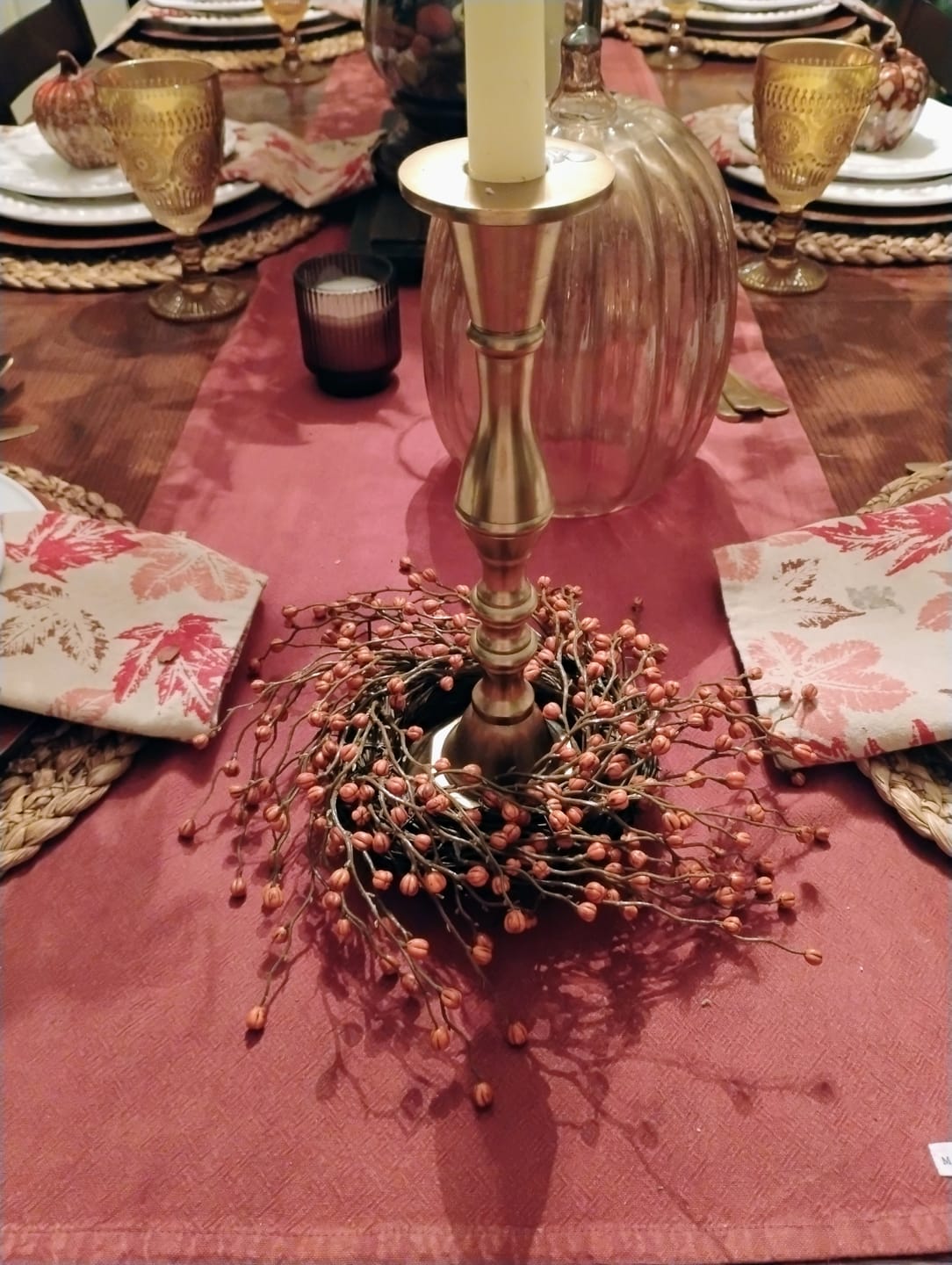 Customer photo review of Mini Pumpkin Berries Candle Ring