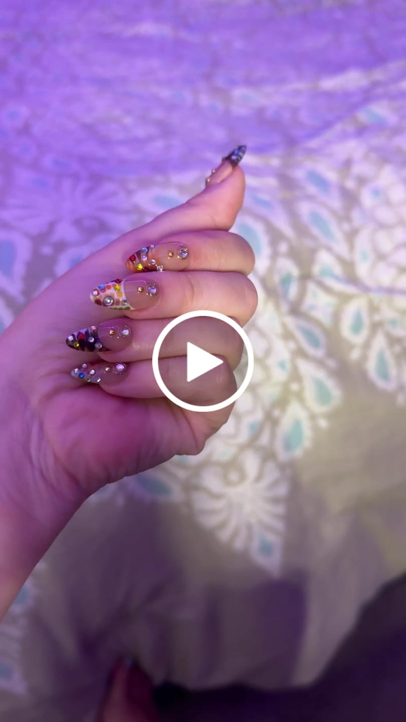 Customer video review of Earthy