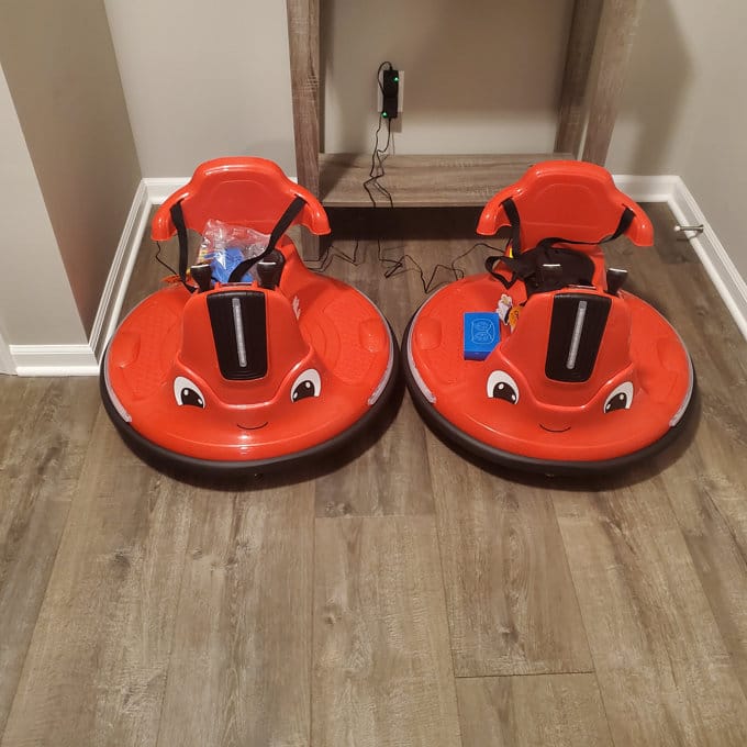 Customer photo review of TOBBI 12V Electric Kids Ride-on Bumper Car