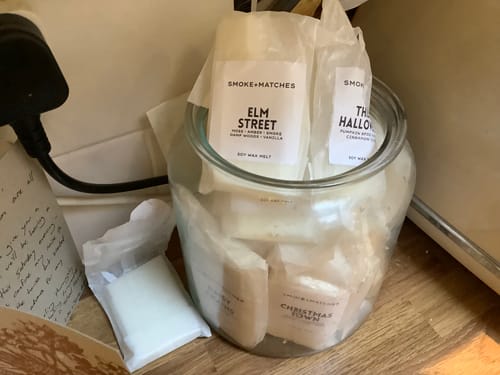 Customer photo review of 🔥 Elm Street 🔥 - Wax Melt Snap Bar - SUMMERWEEN