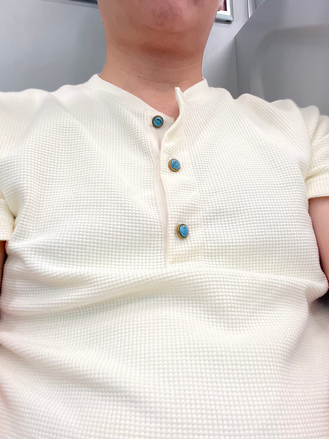 Customer photo review of ターコイズ風ボタン付き　ワッフルヘンリーTシャツ