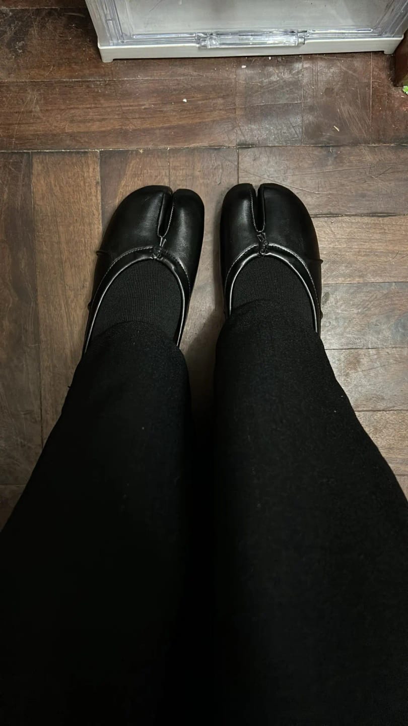 Customer photo review of Abigail Vegan Leather Flats