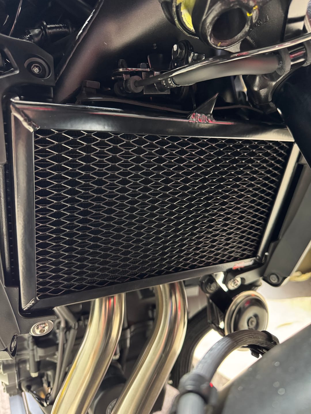 Customer photo review of Honda  NX500 2024-2025 Radiator Guard