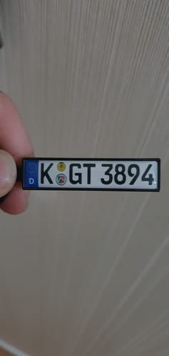Customer photo review of Kennzeichen Schlüsselanhänger Mini Nummernschild Metall