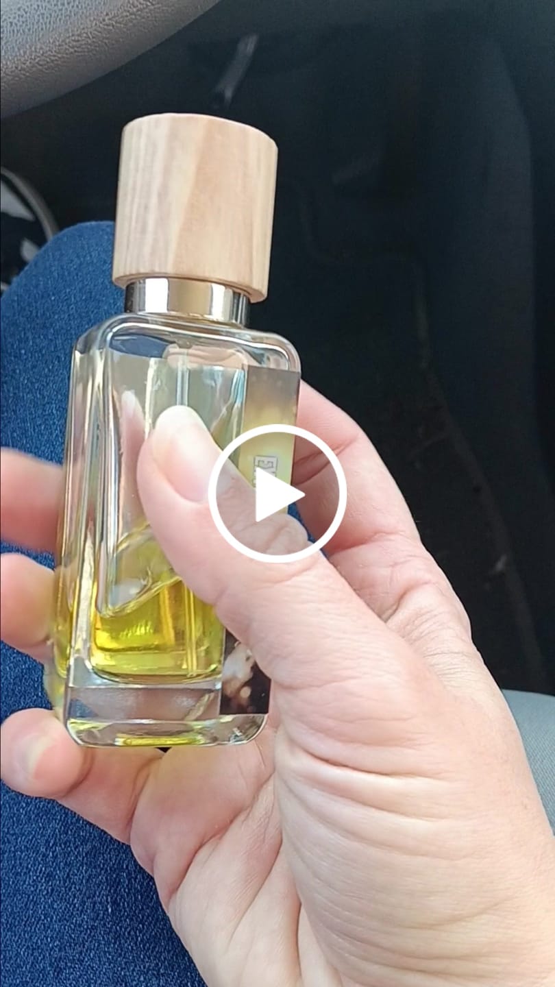 Customer video review of White Milk 2.0