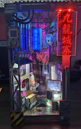 Customer photo review of Kowloon Walled City 2049 Book Nook Kit