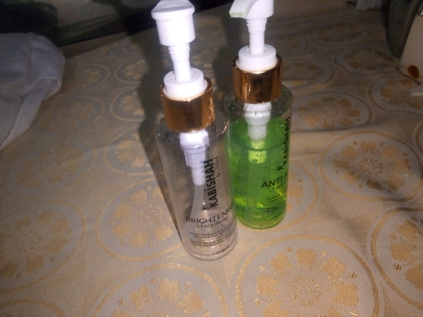 Customer photo review of ClearSkin Pro Anti Acne Face Wash