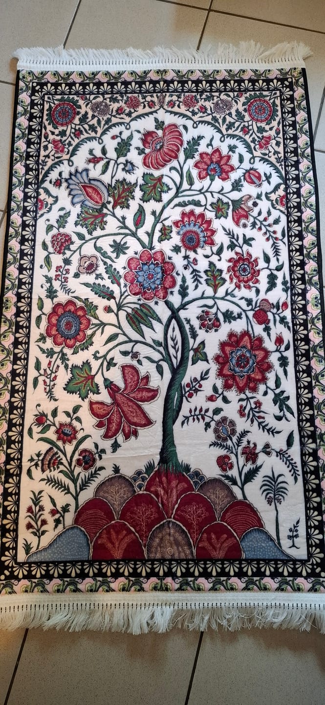 Customer photo review of Floral  Padded Prayer Mat