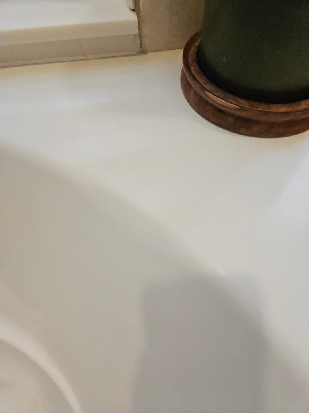 Customer photo review of Ultimate Chip Repair - Fiberglass, Acrylic, Porcelain Repair Kit
