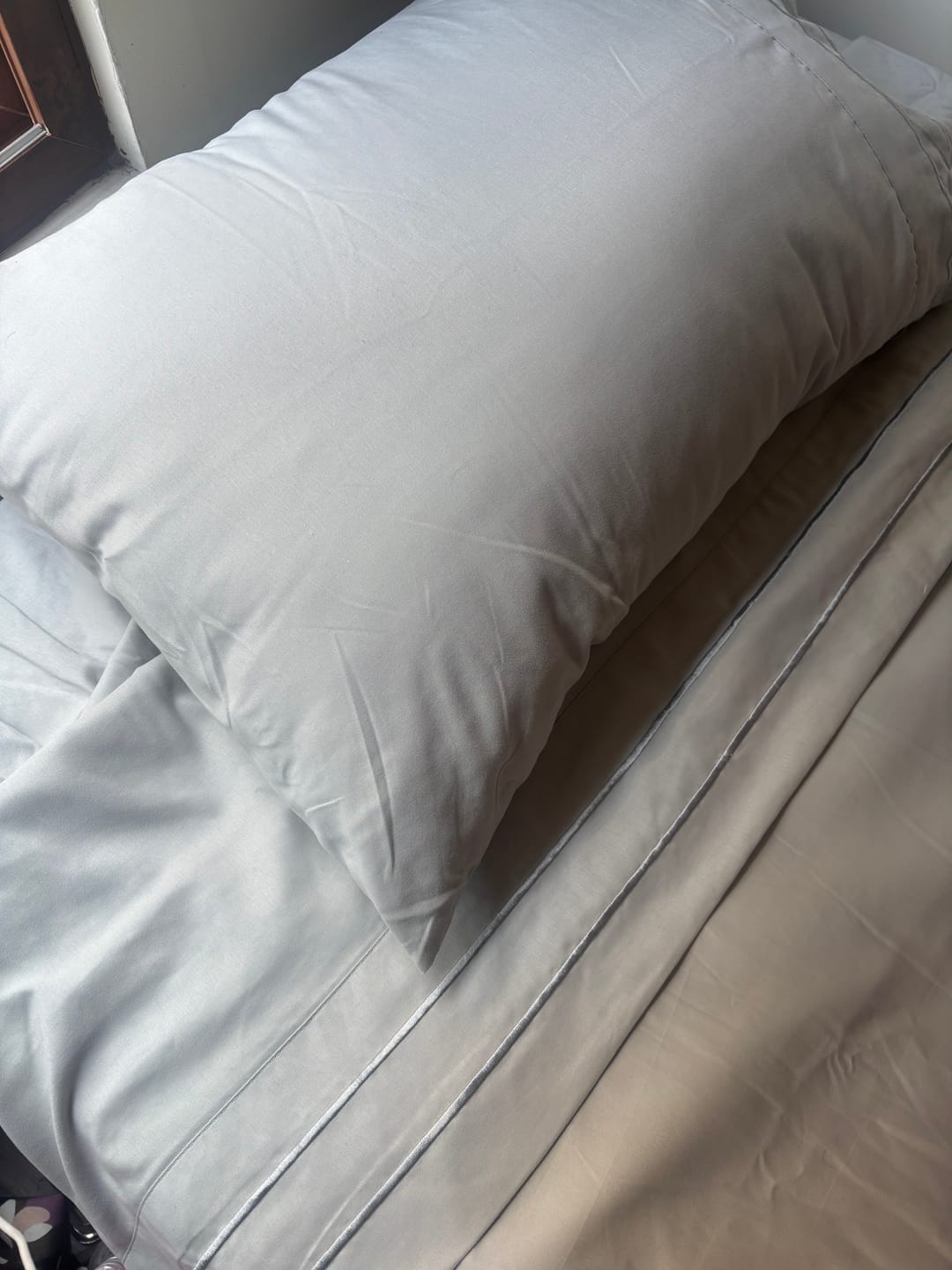 Customer photo review of Sábanas Lujo 1800 Hilos - 1,5 Plazas - Soft Touch