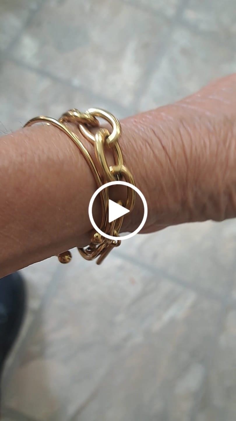 Customer video review of Rosa® Infinity Bangle Bracelet