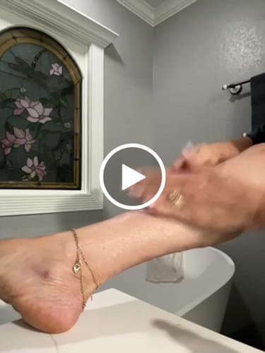 Customer video review of Besque™ Magic Body Oil - 100ml