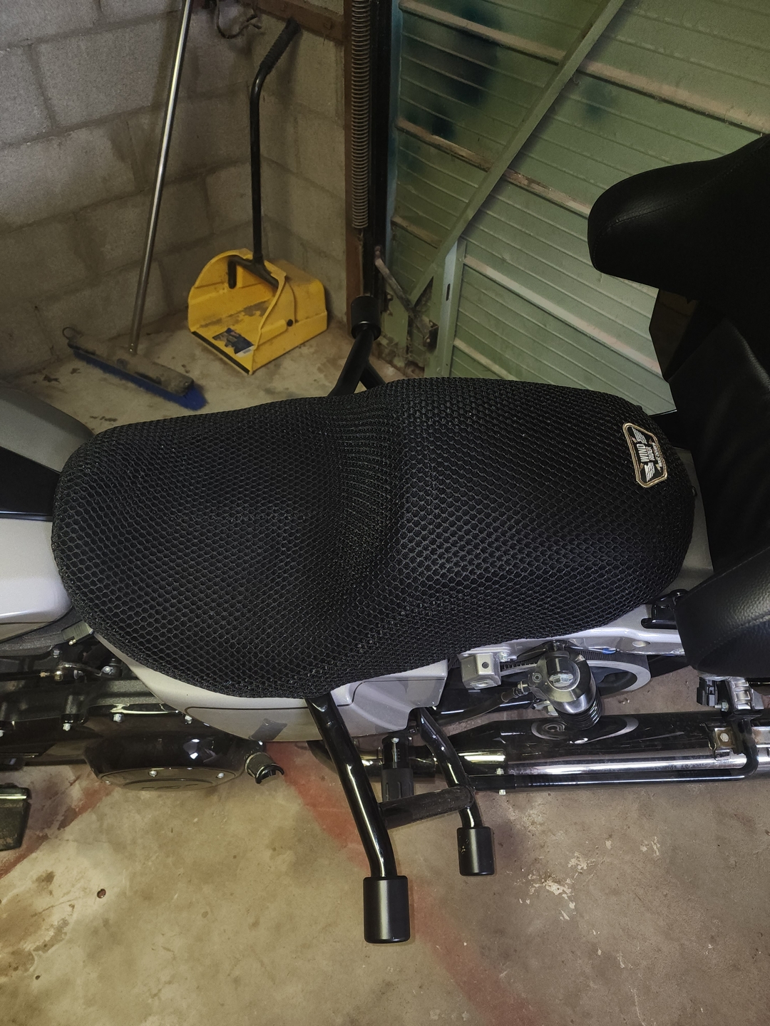 Wind Rider mesh seat cover on a Harley Davidson Road Glide