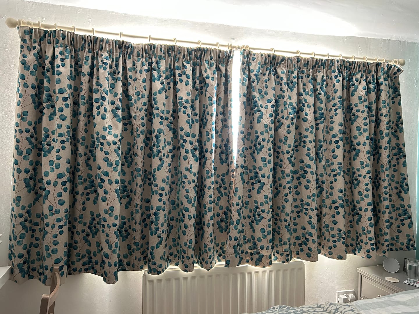 Customer photo review of Watercolour Leaves Digital Linen Look Polycotton Fabric