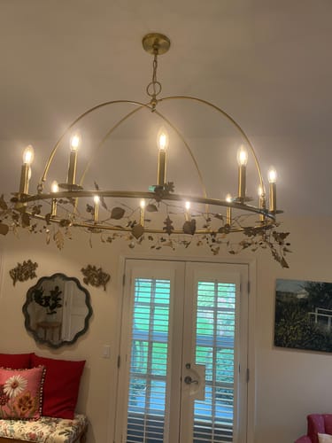 Customer photo review of 6' Gold Leaf Garland