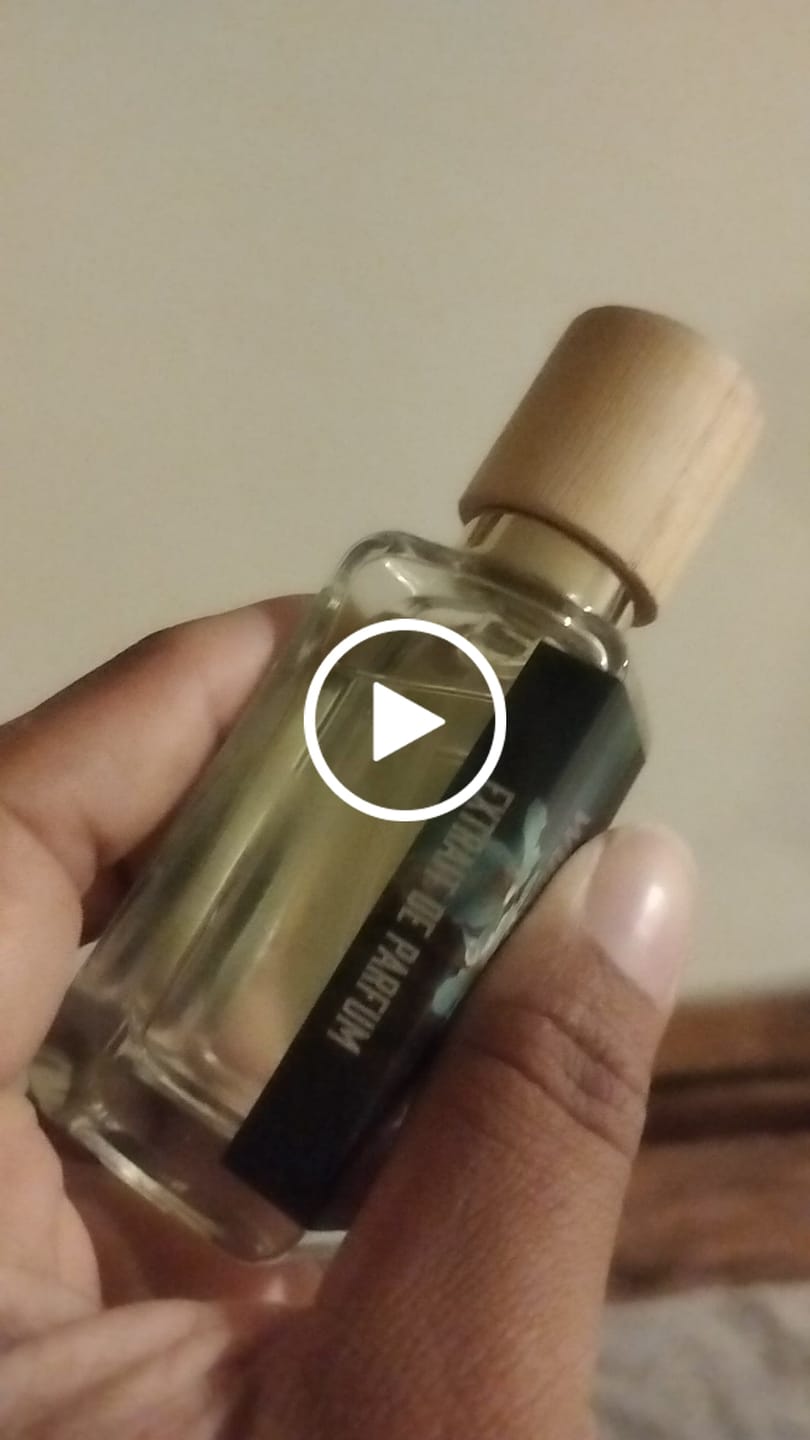 Customer video review of Woody Vanilla