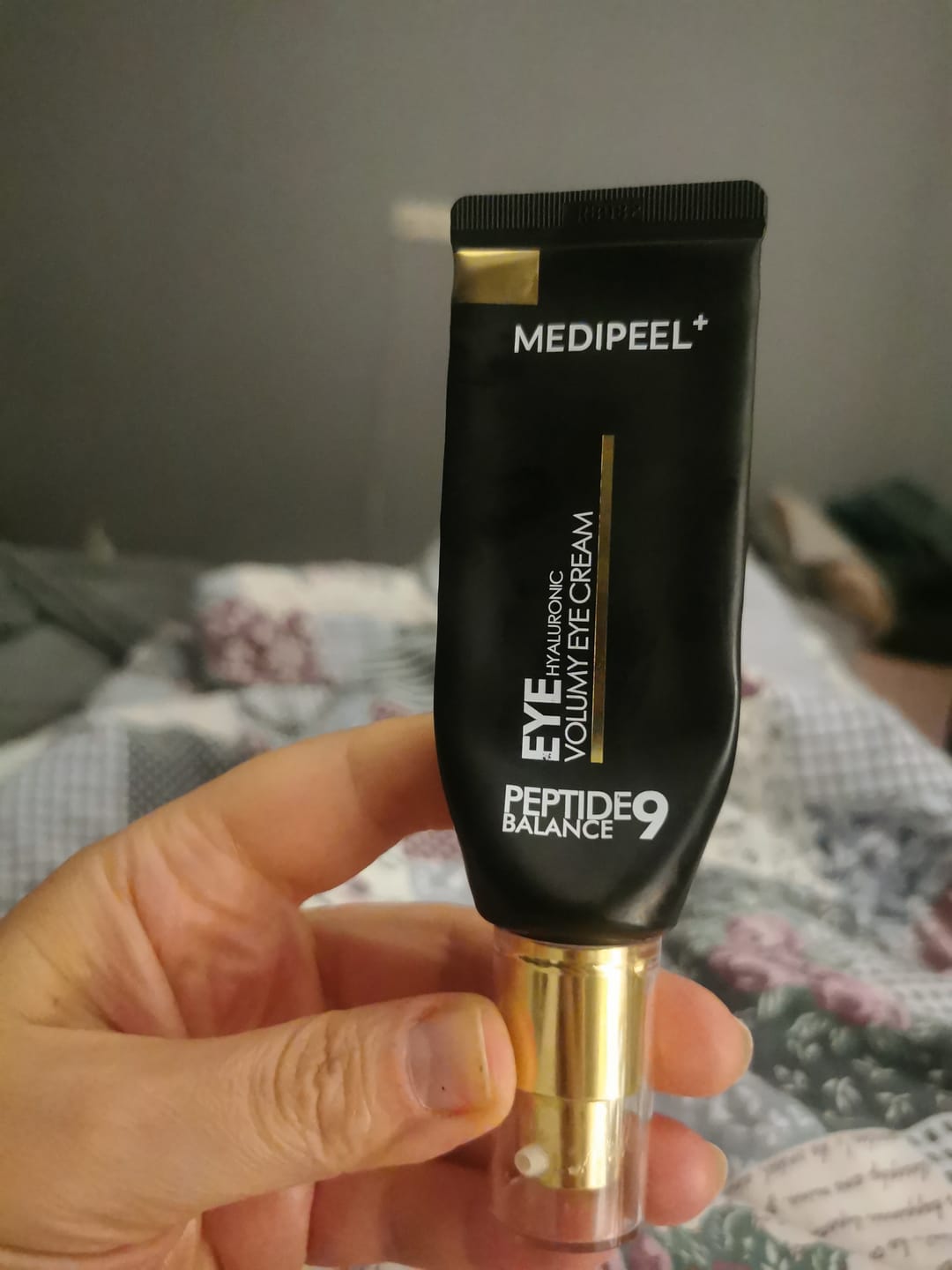 Customer photo review of Pretnovecošanas krēms priekš acu plakstiņiem ar peptīdiem Medi-Peel Peptide Balance 9 Eye Hyaluronic Volumy Eye Cream