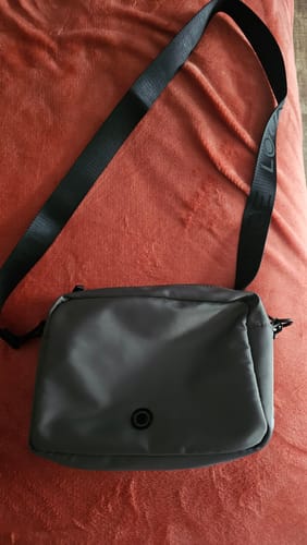 Reseña con foto de un cliente sobre Cartera Bandolera Nylon Urban