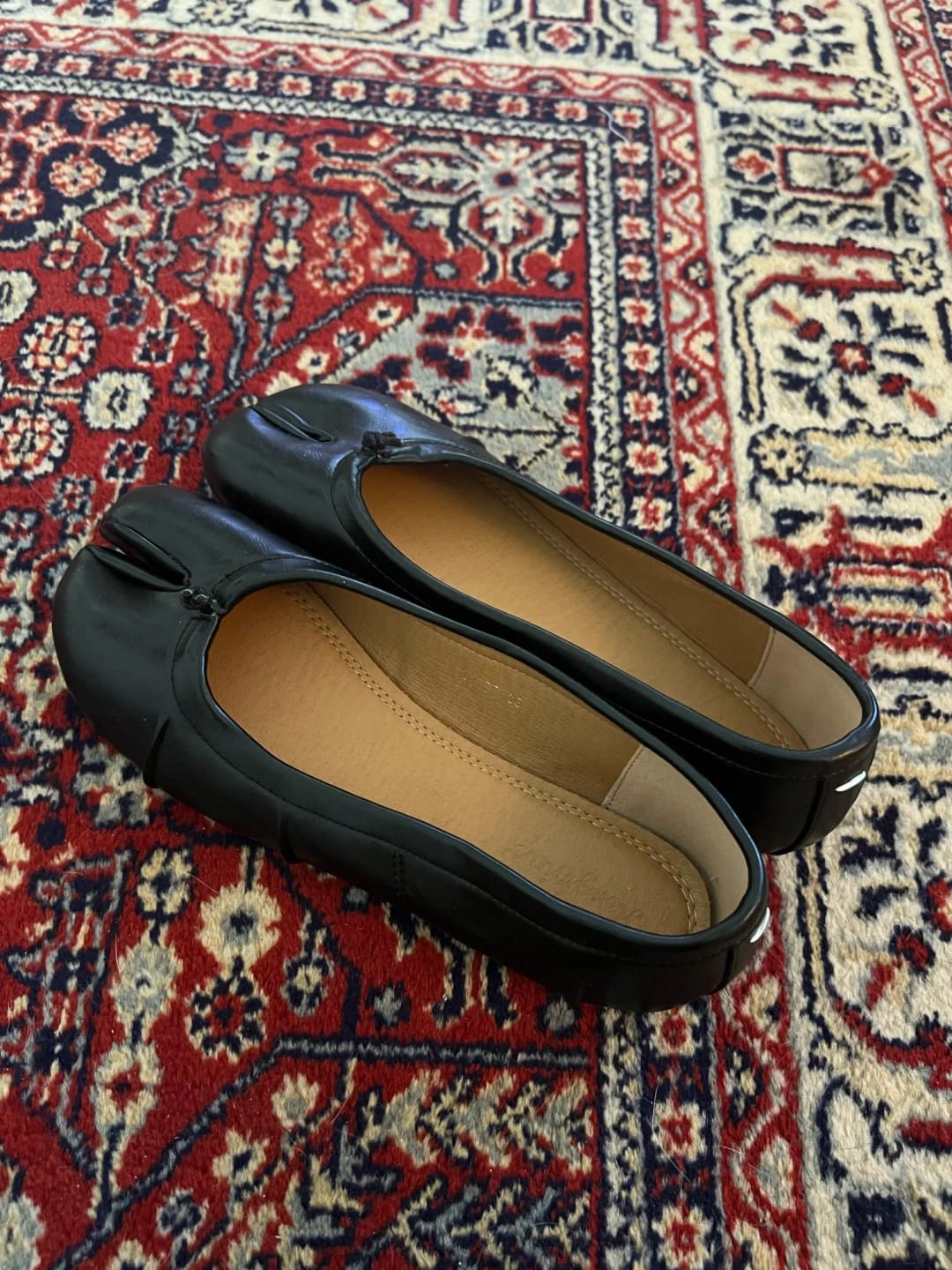Customer photo review of Abigail Vegan Leather Flats