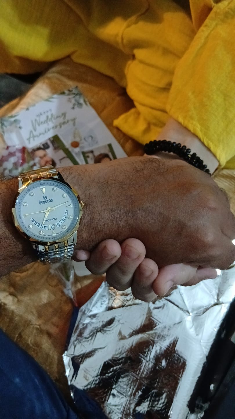 Customer photo review of Modicci