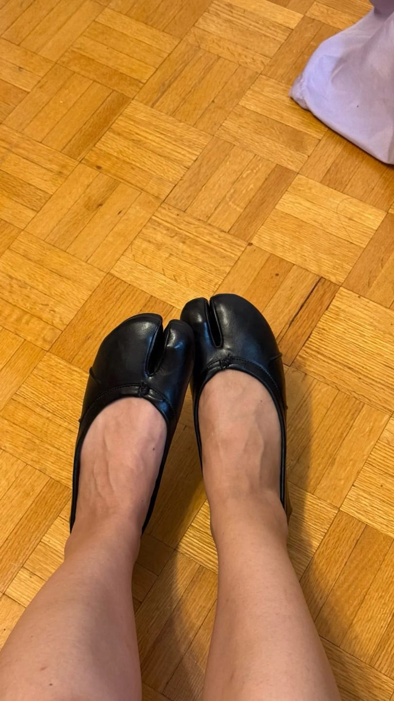 Customer photo review of Abigail Vegan Leather Flats