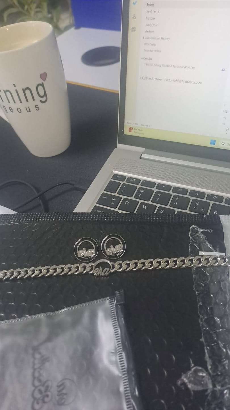 Customer photo review of Silver Era Choker