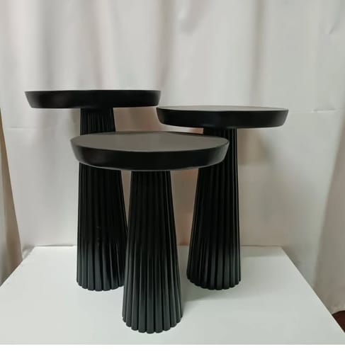 Customer photo review of Ottawa Black Mushroom Round Nested & Side Table