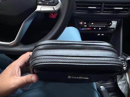 Customer photo review of Crossbody Monterrey Xs • Negro Flotter