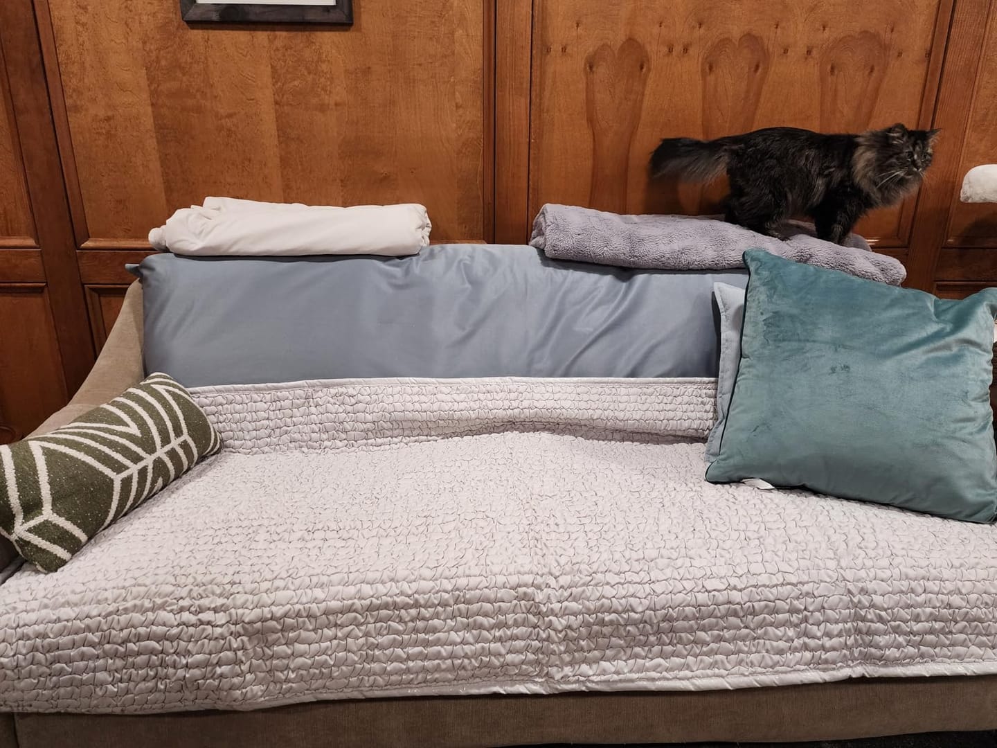 Customer photo review of Waterproof Sofa Cover 3 Seater