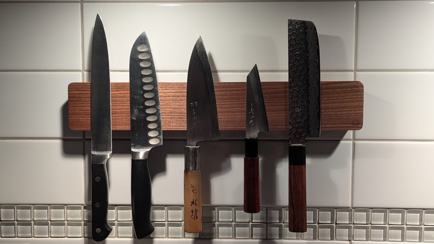 Customer photo review of Knife Rack - Walnut